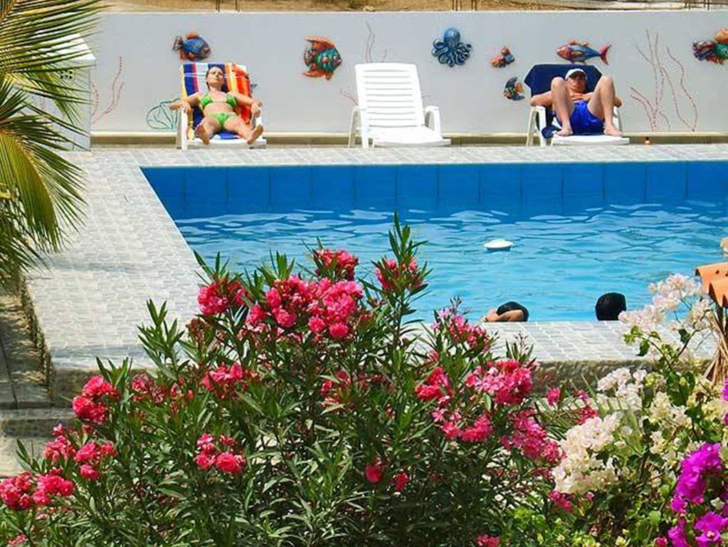 Ariena Hotel Los Órganos Kültér fotó